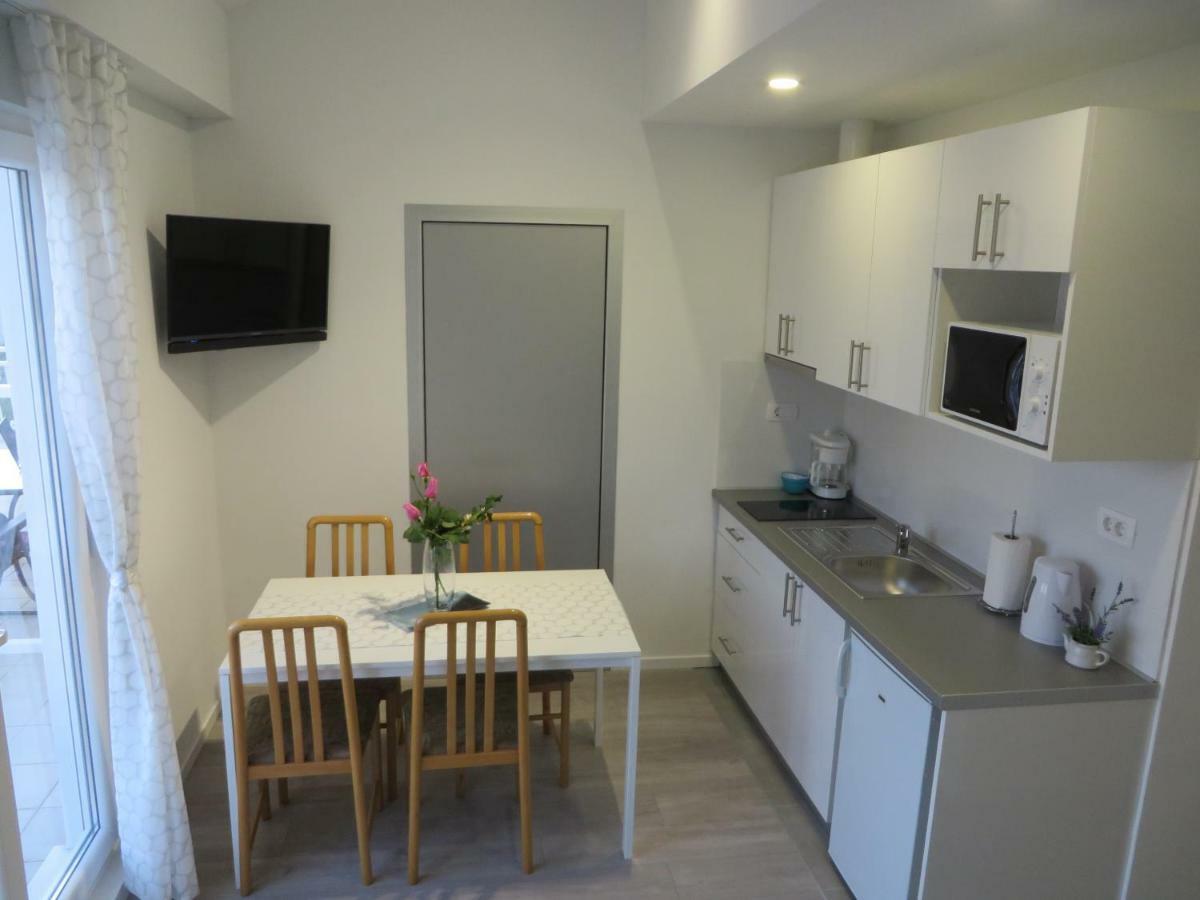 Apartmani Raos دوغي رات المظهر الخارجي الصورة